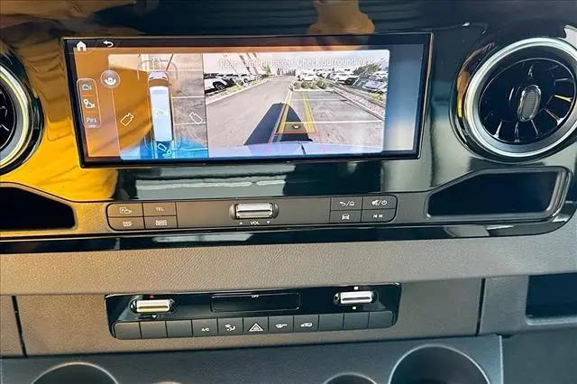 2026 Mercedes-Benz Sprinter 2500 High Roof 4-Cyl Diesel HO