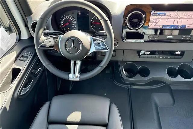 2026 Mercedes-Benz Sprinter 2500 High Roof 4-Cyl Diesel HO