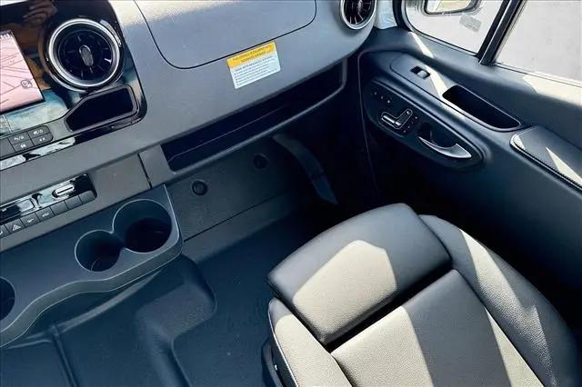 2026 Mercedes-Benz Sprinter 2500 High Roof 4-Cyl Diesel HO