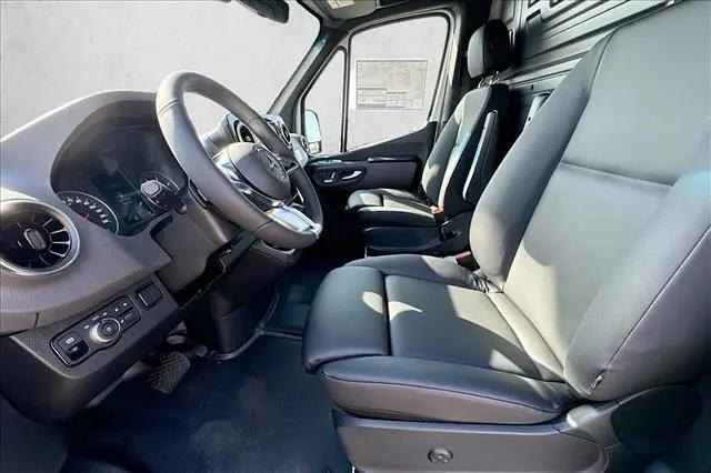 2026 Mercedes-Benz Sprinter 2500 High Roof 4-Cyl Diesel HO