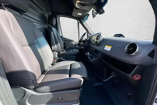 2026 Mercedes-Benz Sprinter 2500 High Roof 4-Cyl Diesel HO