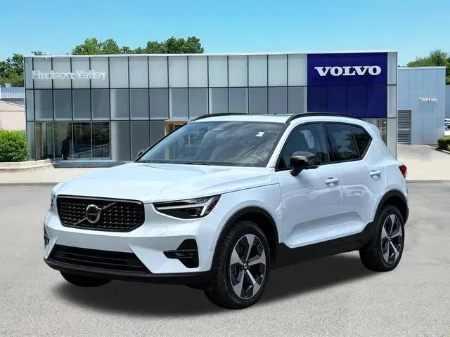 2026 Volvo XC40 Plus, B5 AWD Gas (mild hybrid), Dark for sale in Wappingers Falls, NY