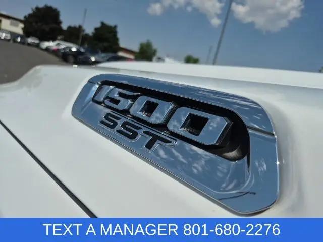 2025 Ram 1500 Big Horn Crew Cab 4x4 64 Box
