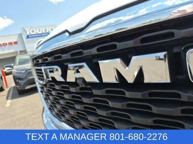 2025 Ram 1500 Big Horn Crew Cab 4x4 64 Box