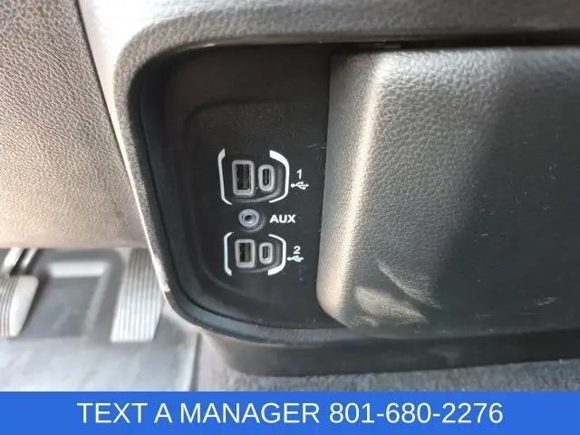2025 Ram 1500 Big Horn Crew Cab 4x4 64 Box