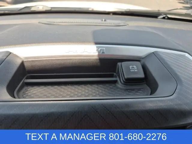 2025 Ram 1500 Big Horn Crew Cab 4x4 64 Box