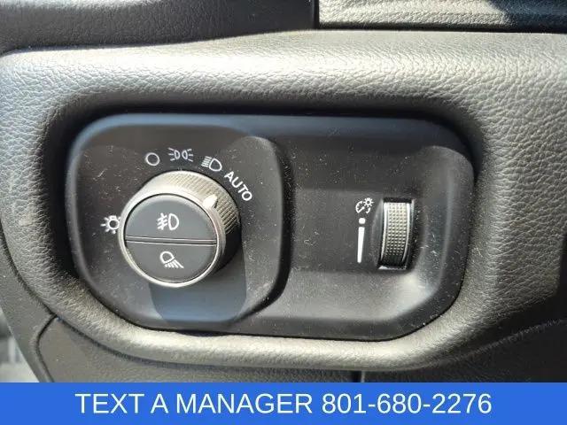 2025 Ram 1500 Big Horn Crew Cab 4x4 64 Box