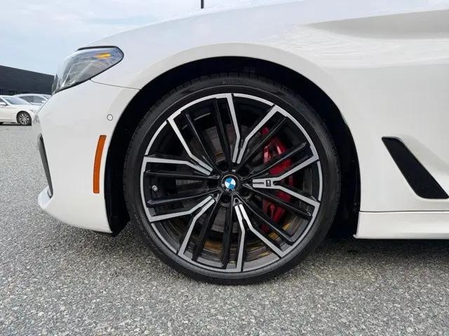 2023 BMW M5 i xDrive