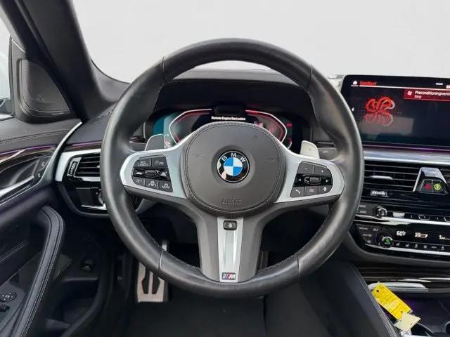 2023 BMW M5 i xDrive