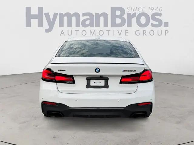 2023 BMW M5 i xDrive