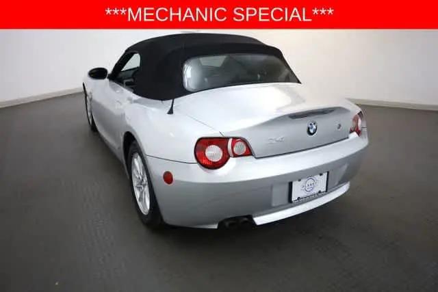 2005 BMW Z4 2.5i