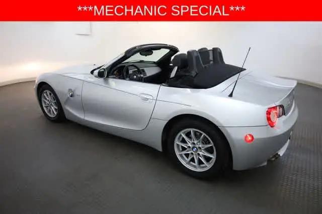 2005 BMW Z4 2.5i