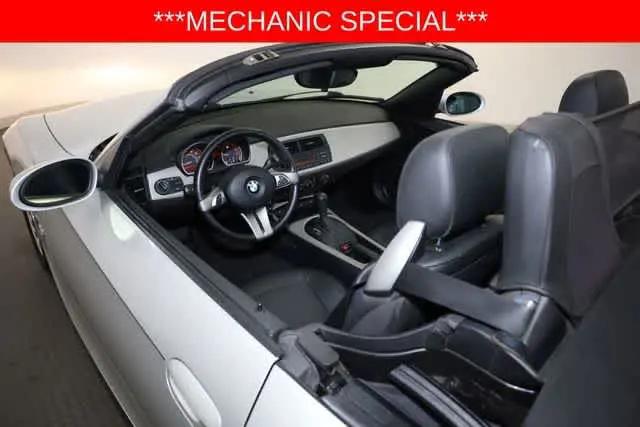 2005 BMW Z4 2.5i
