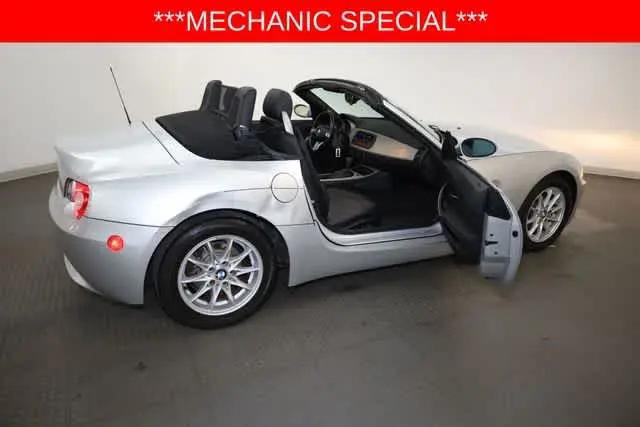 2005 BMW Z4 2.5i