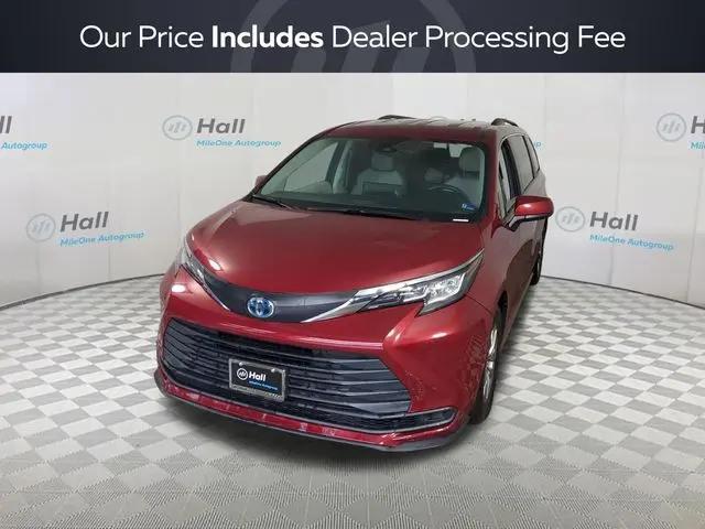 2022 Toyota Sienna LE for sale in Virginia Beach, VA