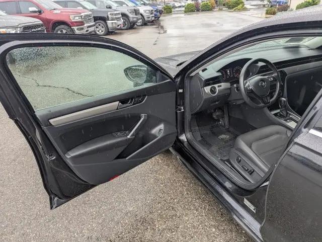 2021 Volkswagen Passat 2.0T SE
