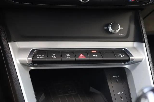 2023 Audi Q3 Premium Plus 45 TFSI S line quattro Tiptronic