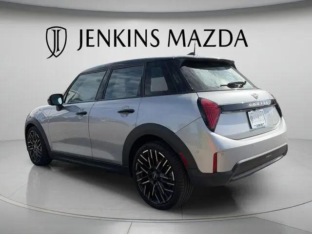 2025 MINI Hardtop Cooper