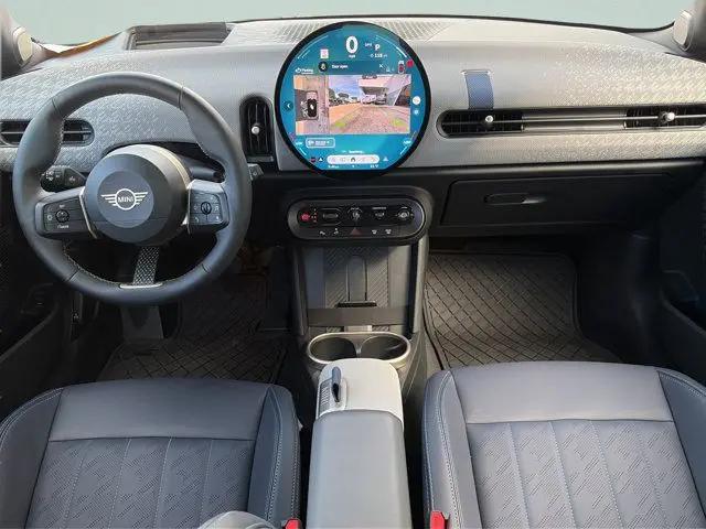 2025 MINI Hardtop Cooper