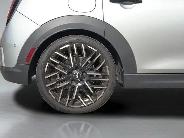 2025 MINI Hardtop Cooper
