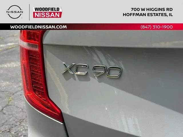 2023 Volvo XC90 B5 Plus