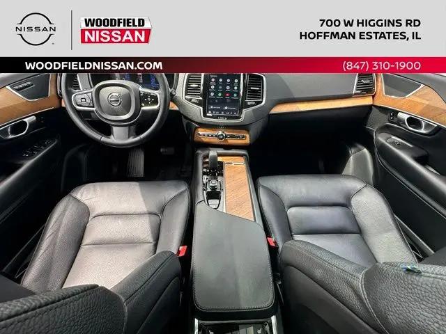 2023 Volvo XC90 B5 Plus