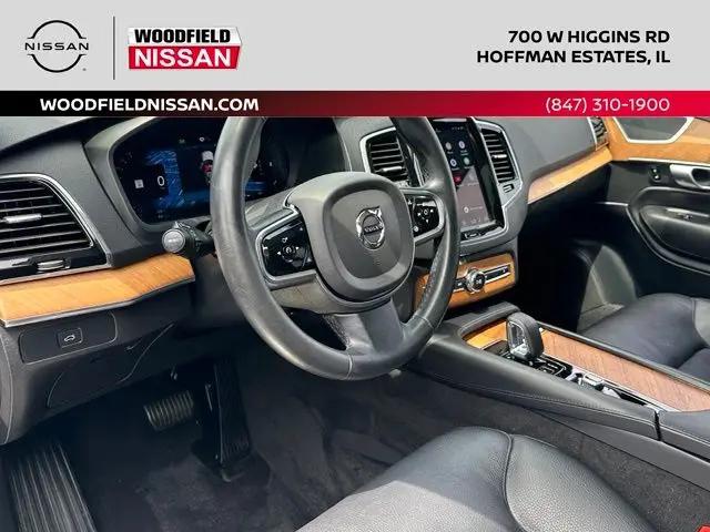 2023 Volvo XC90 B5 Plus
