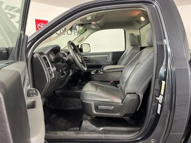 2017 Ram 3500 Tradesman Regular Cab 4x4 8' Box