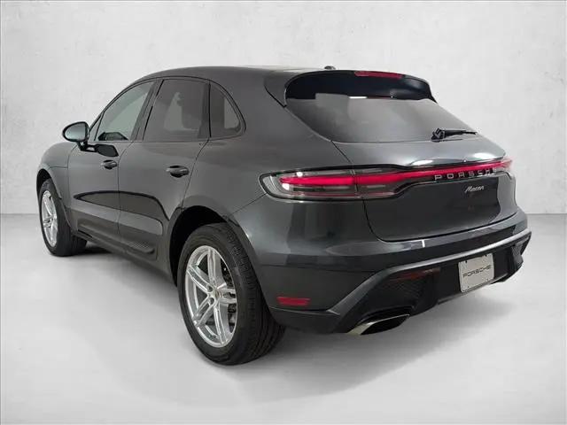2023 Porsche Macan Macan