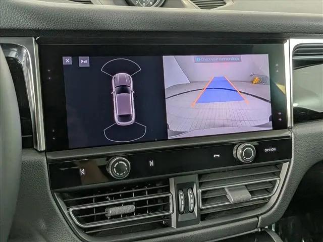 2023 Porsche Macan Macan