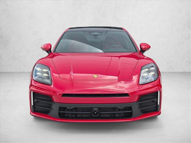 2026 Porsche Panamera 4