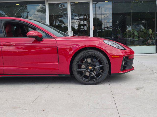 2026 Porsche Panamera 4