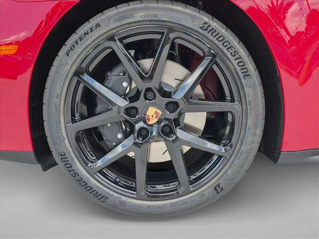 2026 Porsche Panamera 4