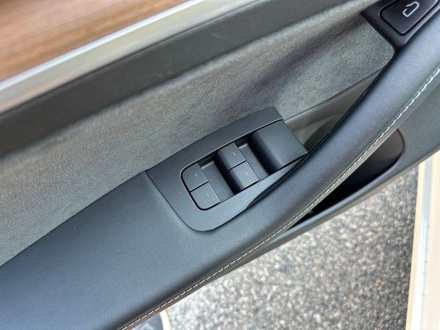 2021 Tesla Model 3 Standard Range Plus Rear-Wheel Drive