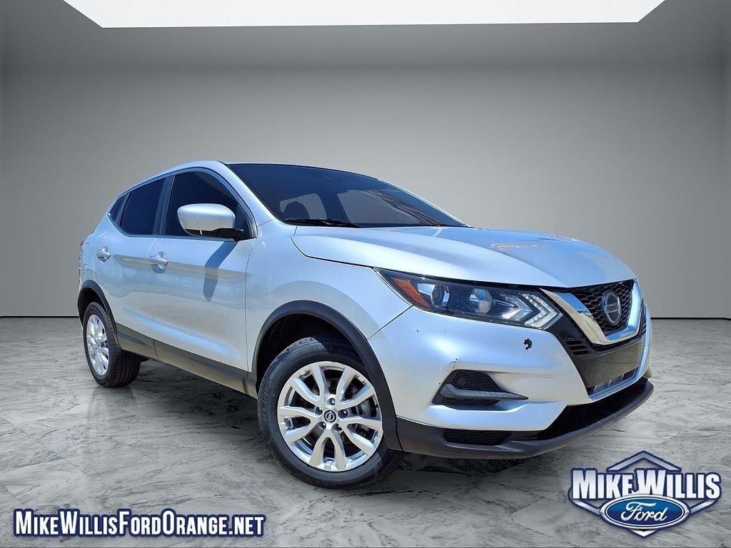 Brilliant Silver Metallic 2021 Nissan Rogue Sport SUV / Crossover Front-Wheel Drive 7-Speed CVT