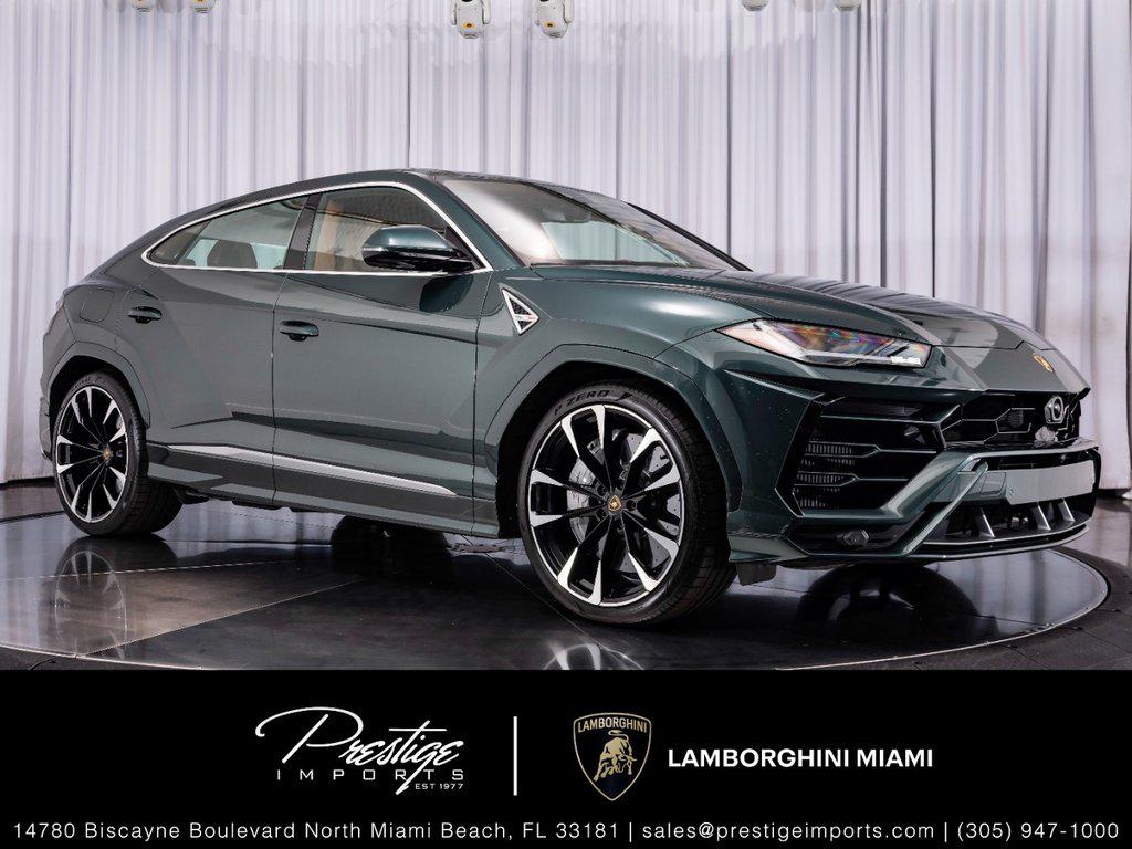 /2021 Lamborghini Urus