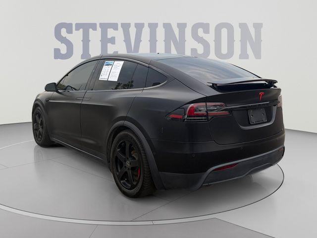 2022 Tesla Model X Base
