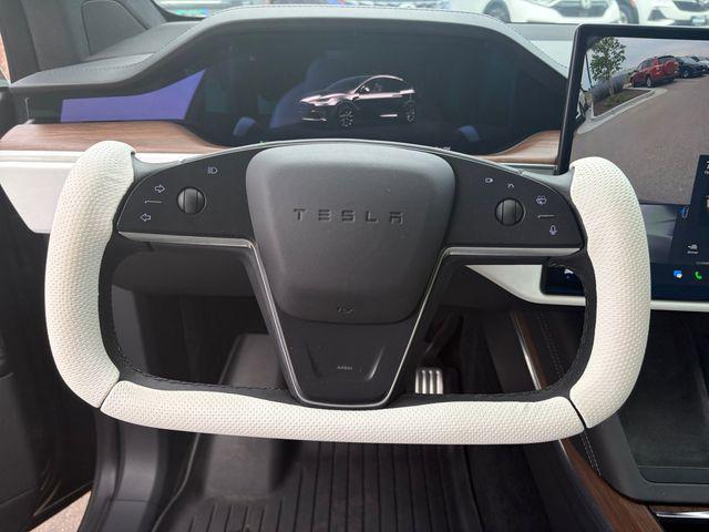 2022 Tesla Model X Base