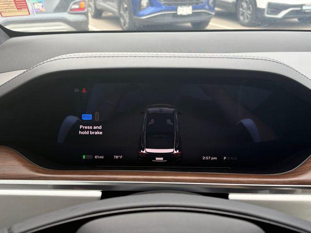 2022 Tesla Model X Base
