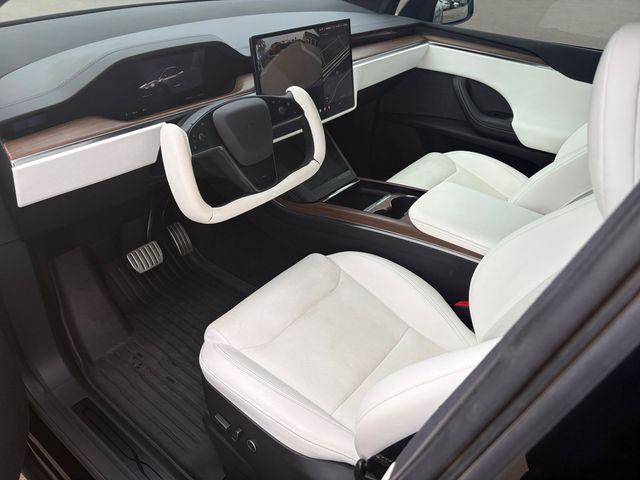 2022 Tesla Model X Base
