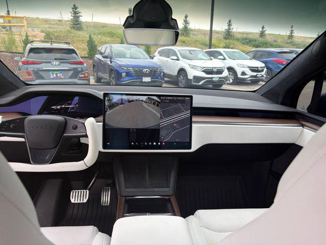 2022 Tesla Model X Base