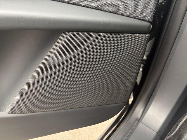 2022 Tesla Model X Base