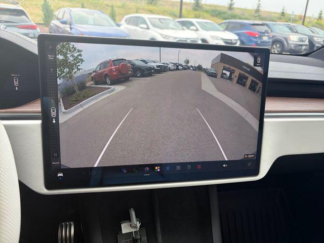 2022 Tesla Model X Base