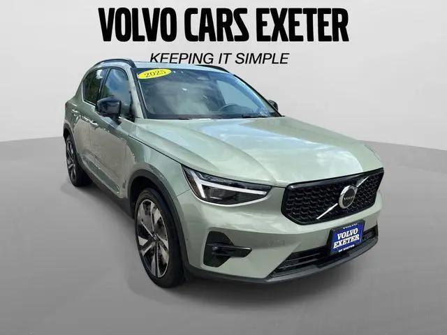 2025 Volvo XC40 B5 Ultra Dark Theme for sale in Exeter, NH
