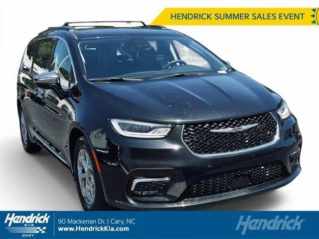 2023 Chrysler Pacifica Limited for sale in Cary, NC