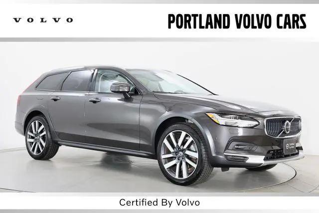 2025 Volvo V90 Cross Country Ultra, B6 AWD Gas (mild hybrid) for sale in Scarborough, ME