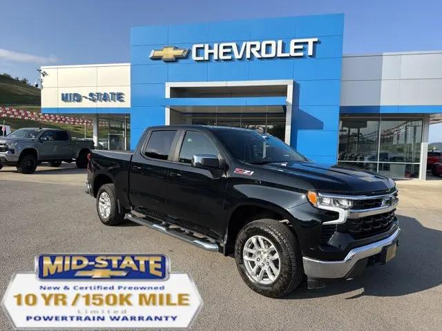 2022 Chevrolet Silverado 1500 4WD Crew Cab Standard Bed LT for sale in Sutton, WV