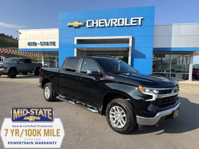 2022 Chevrolet Silverado 1500 4WD Crew Cab Standard Bed LT for sale in Sutton, WV