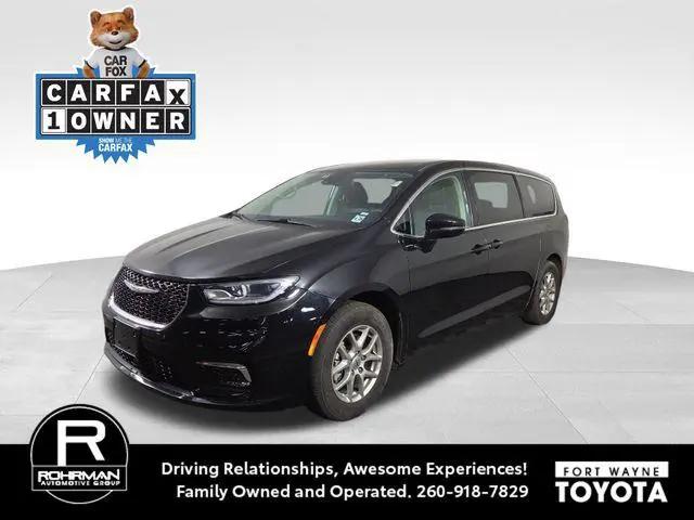 2024 Chrysler Pacifica Touring L for sale in Fort Wayne, IN