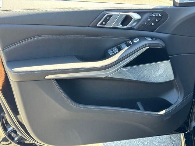 2026 BMW xB ALPINA XB7